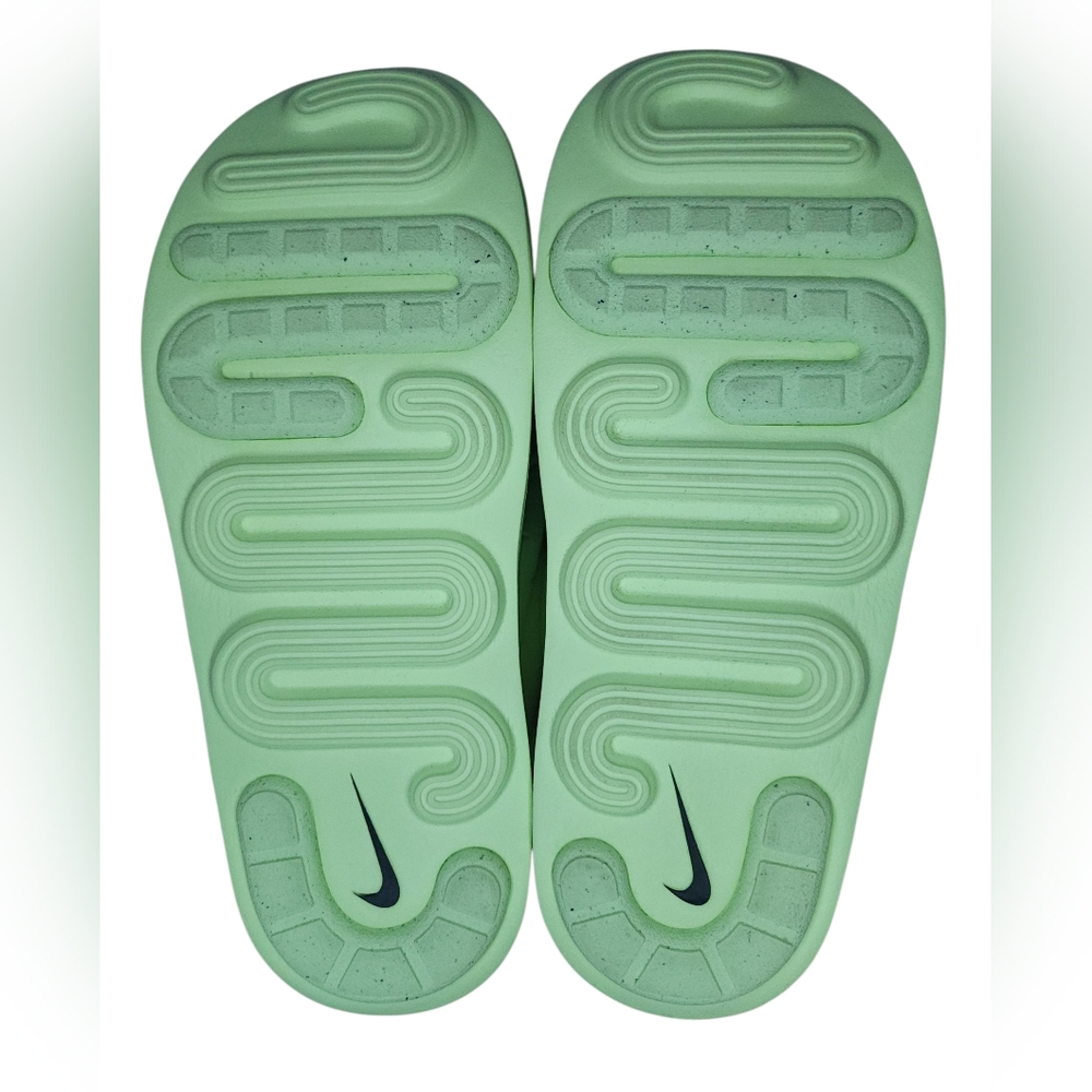 Nike Air Max Isla Sandal 'Barely Volt', Womens 7 - Picture 9 of 9